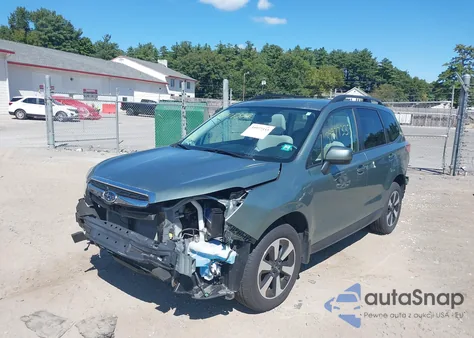 2018 Subaru Forester 2.5I Premium из США, поврежденный, VIN JF2SJAEC0JG614197